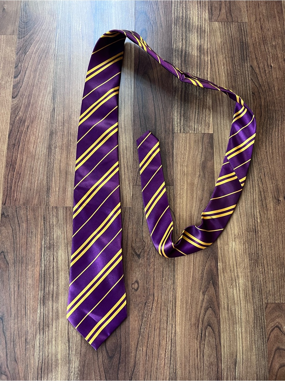 Harry Potter Gryffindor Tie Purple Gold Rubie’s 2010 Costume Necktie